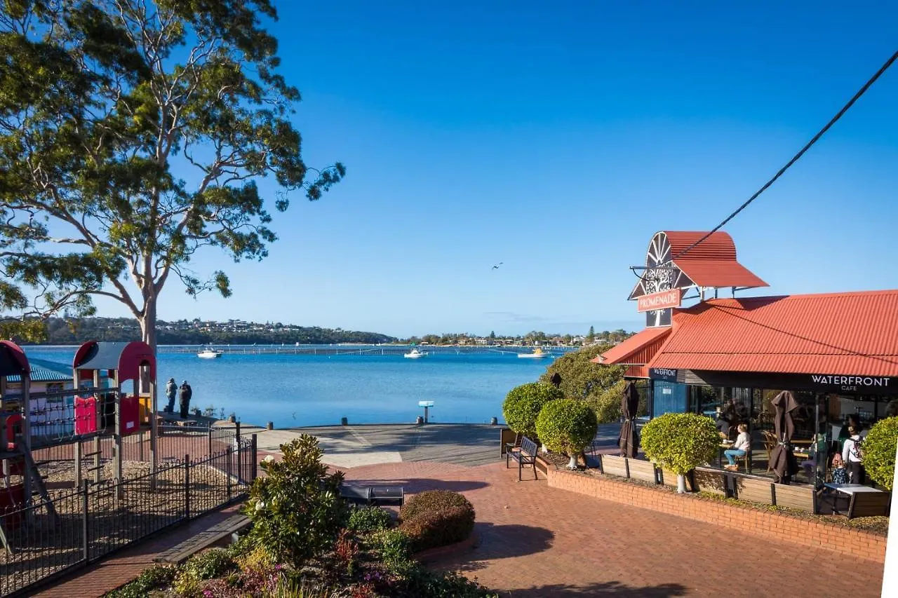 The Beach Shack On Beach Street Merimbula Lejlighed